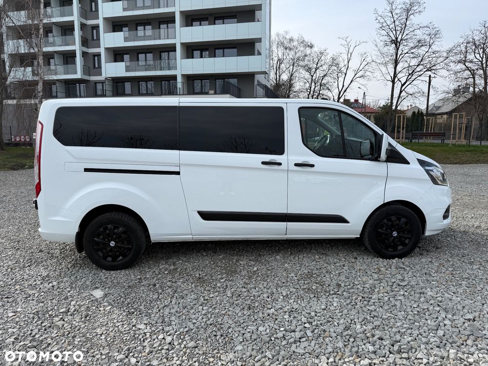 Ford Transit Custom - 11