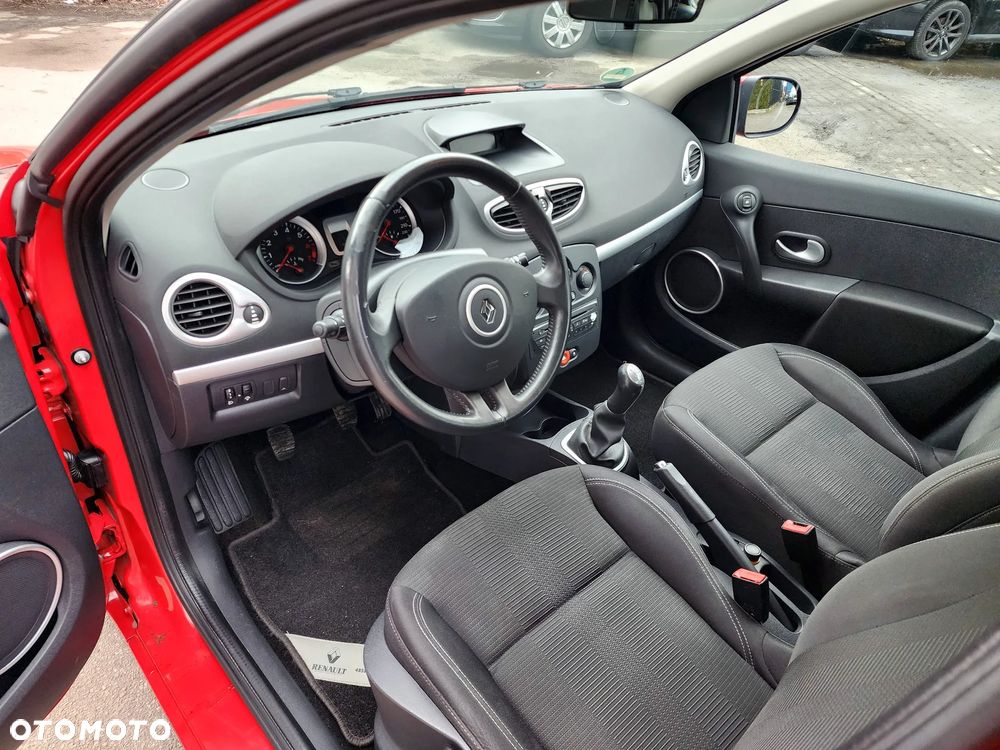 Renault Clio 1.2 16V Dynamique - 25