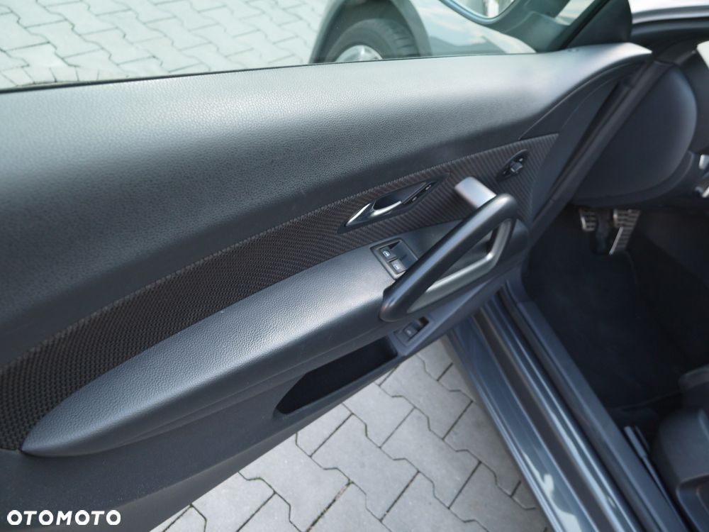 Volkswagen Scirocco 2.0 TDI - 14