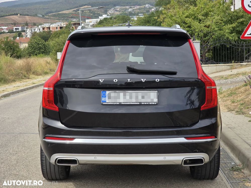 Volvo XC 90 - 3