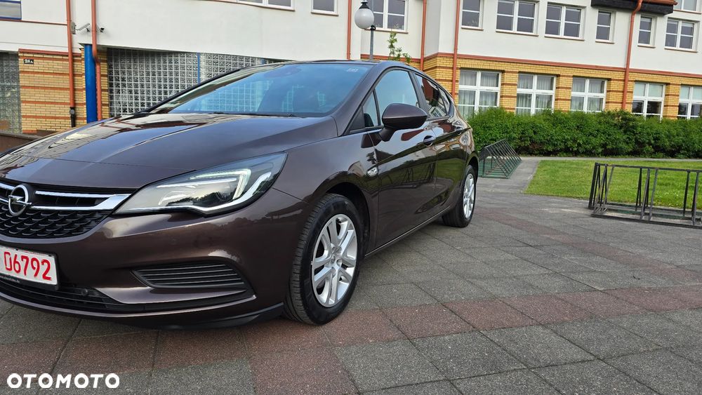 Opel Astra - 32