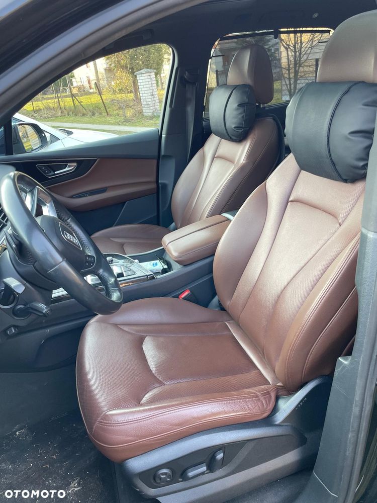 Audi Q7 - 6