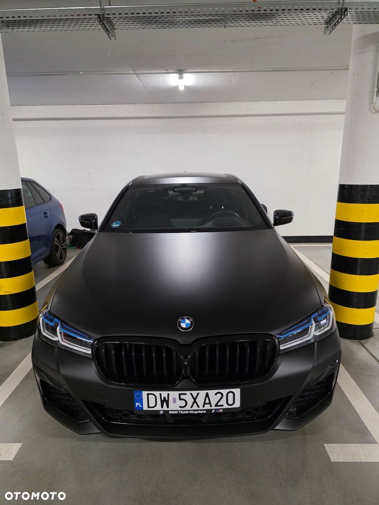 BMW Seria 5 M550i xDrive - 1
