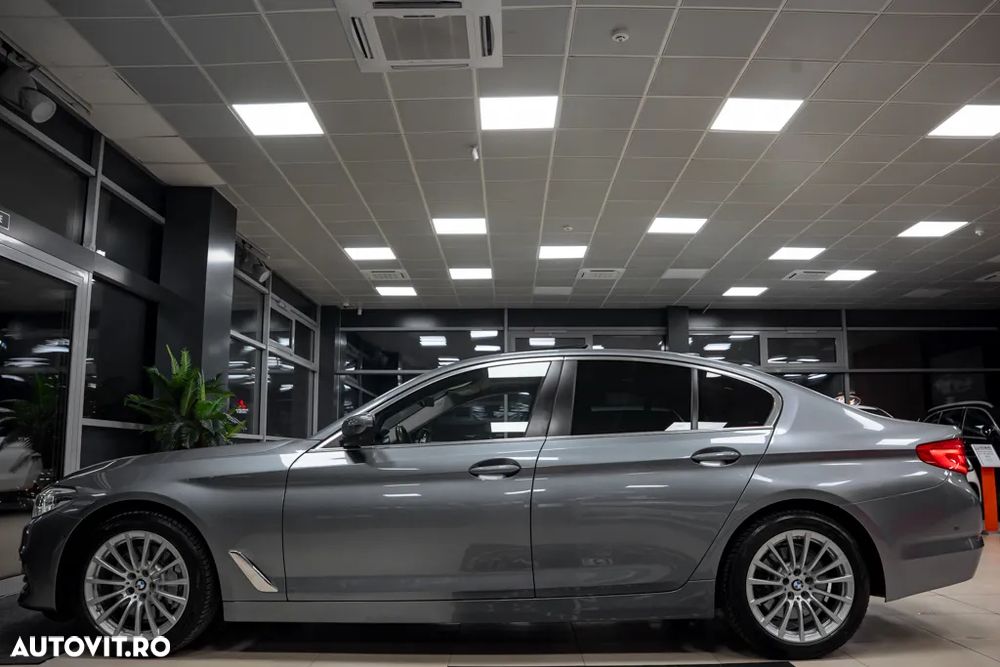 BMW Seria 5 530d xDrive AT - 39
