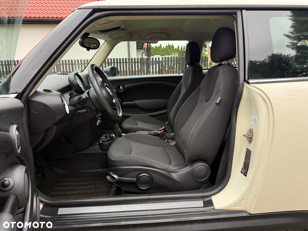MINI ONE Standard - 18