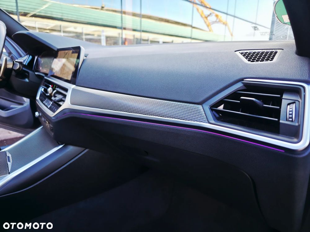 BMW Seria 3 - 31