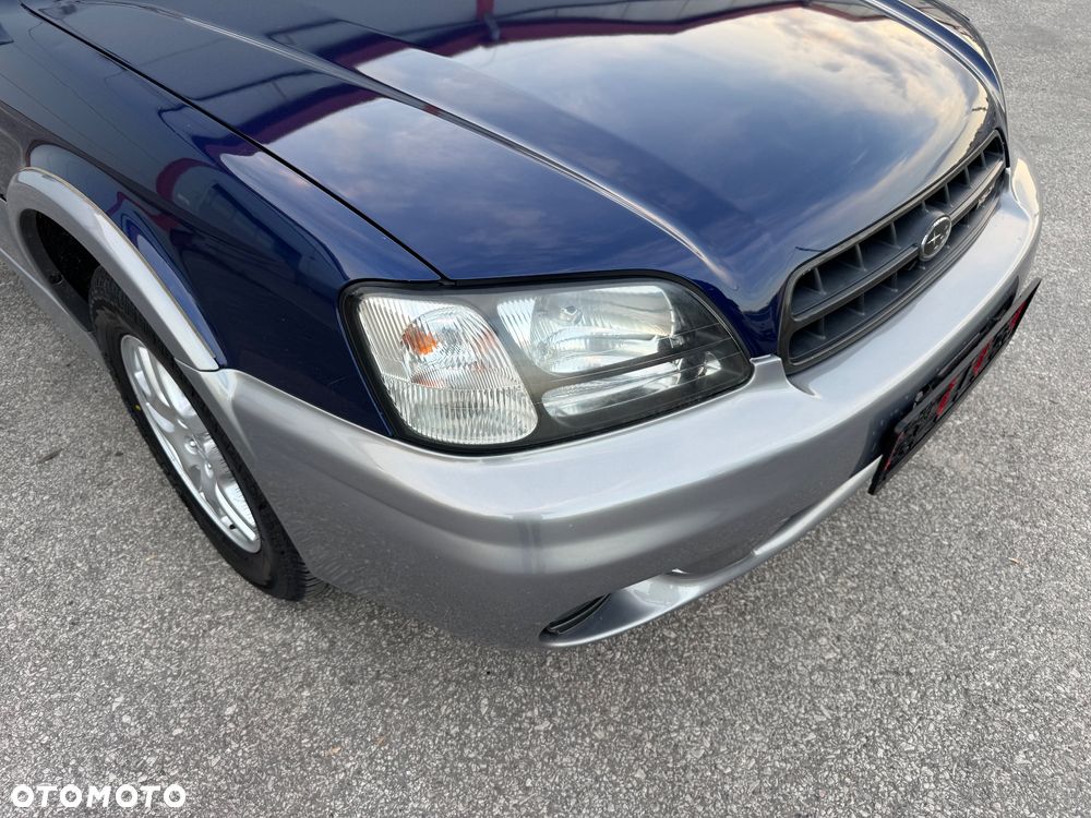Subaru Outback 3.0 H6 - 10