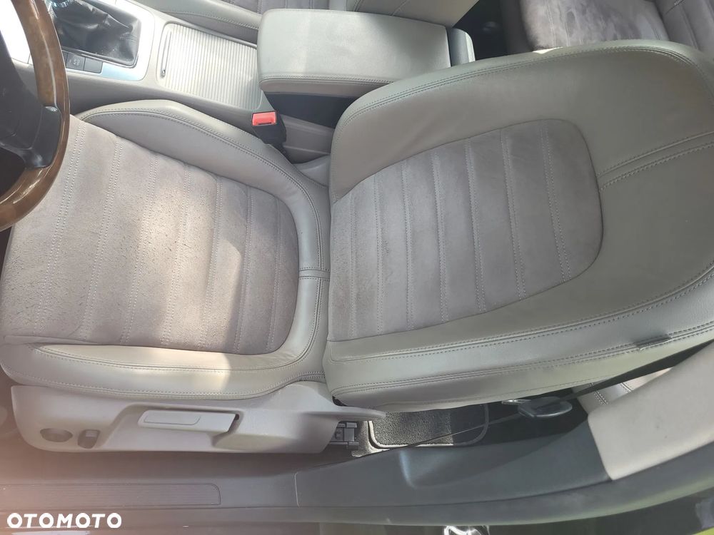 Volkswagen Passat 2.0 TDI DPF 4Mot Comfortline - 20