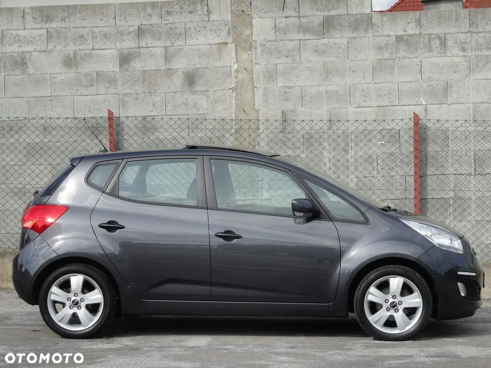 Kia Venga 2013 photo 5