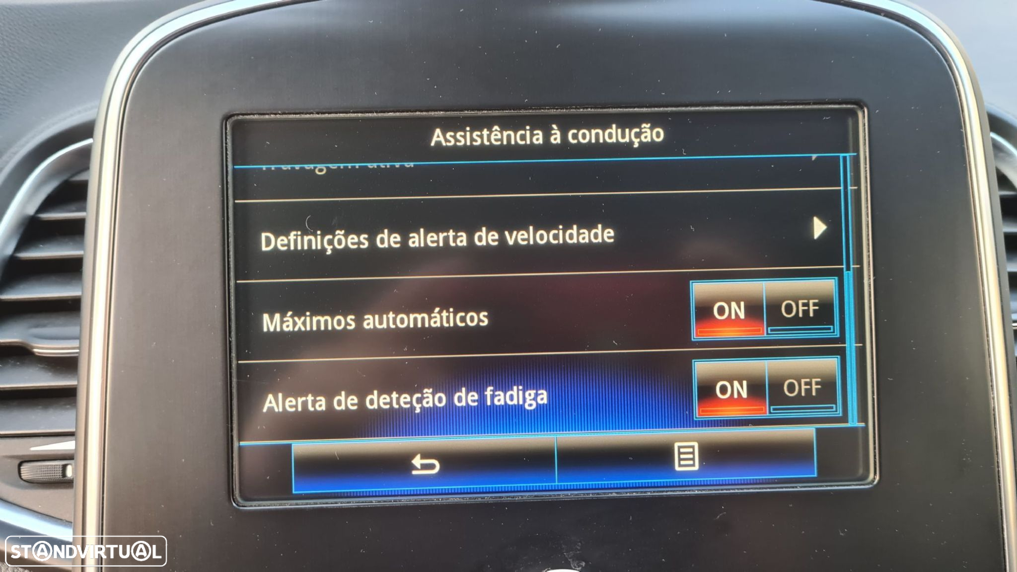 Renault Grand Scénic 1.6 dCi Intens SS - 20