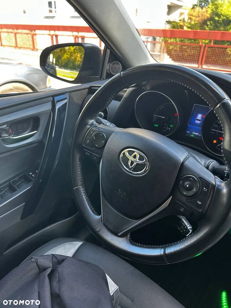 Toyota Auris - 10