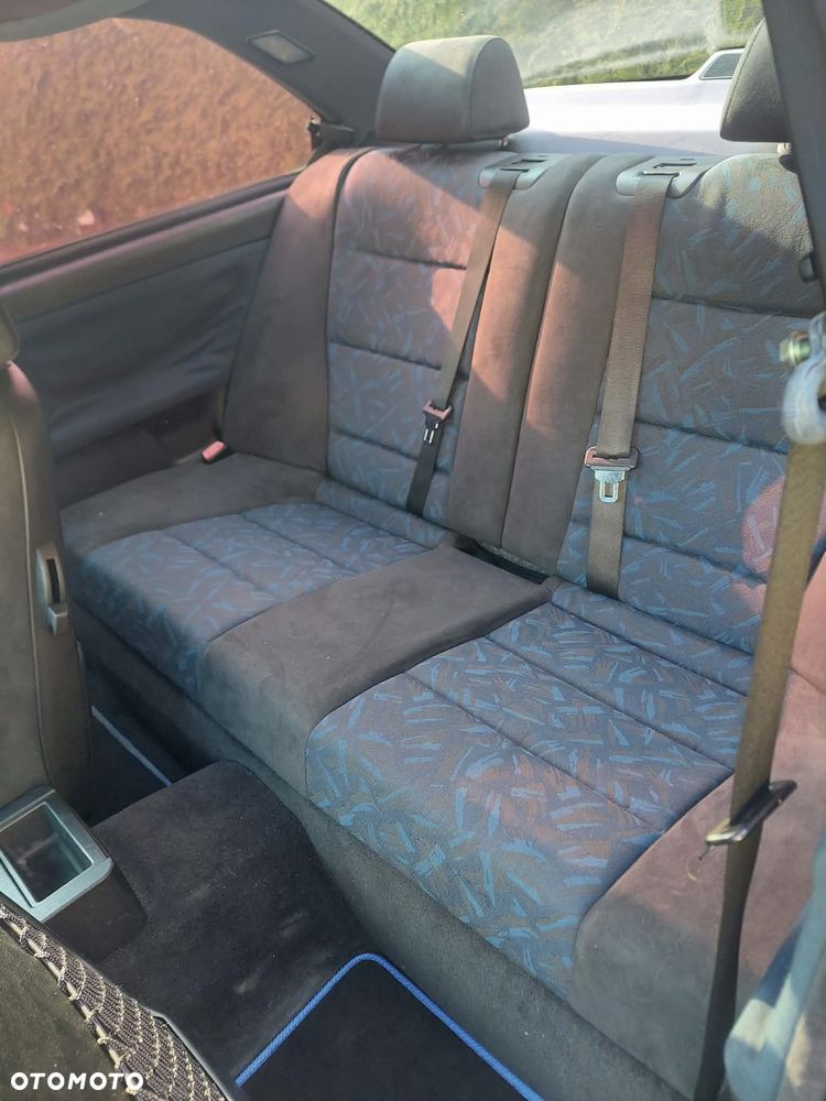 BMW Seria 3 316i - 13