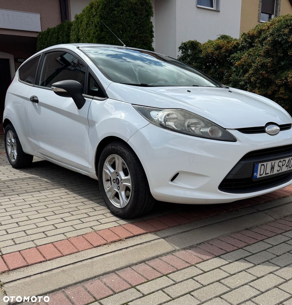 Ford Fiesta 1.25 Trend Edition - 1