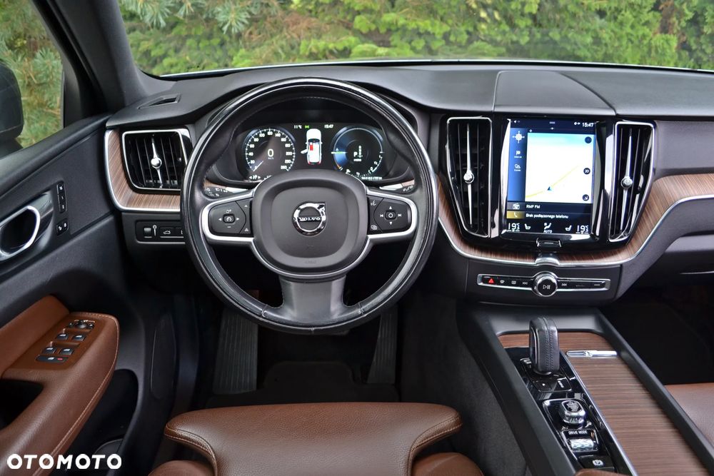 Volvo XC 60 - 21