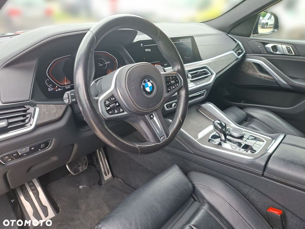 BMW X6 xDrive40d mHEV - 11