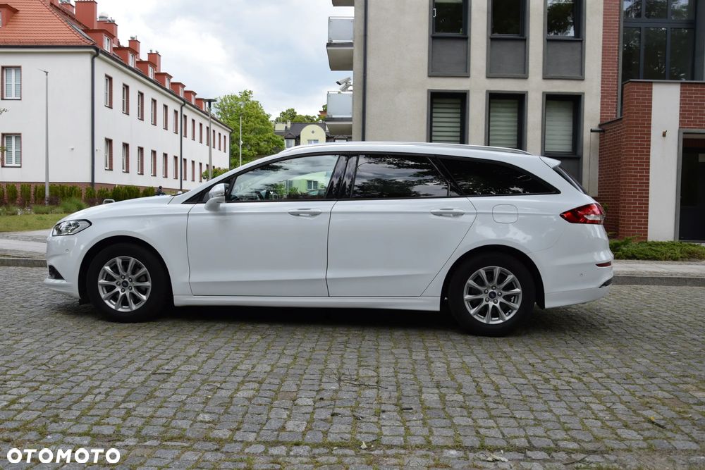 Ford Mondeo - 16