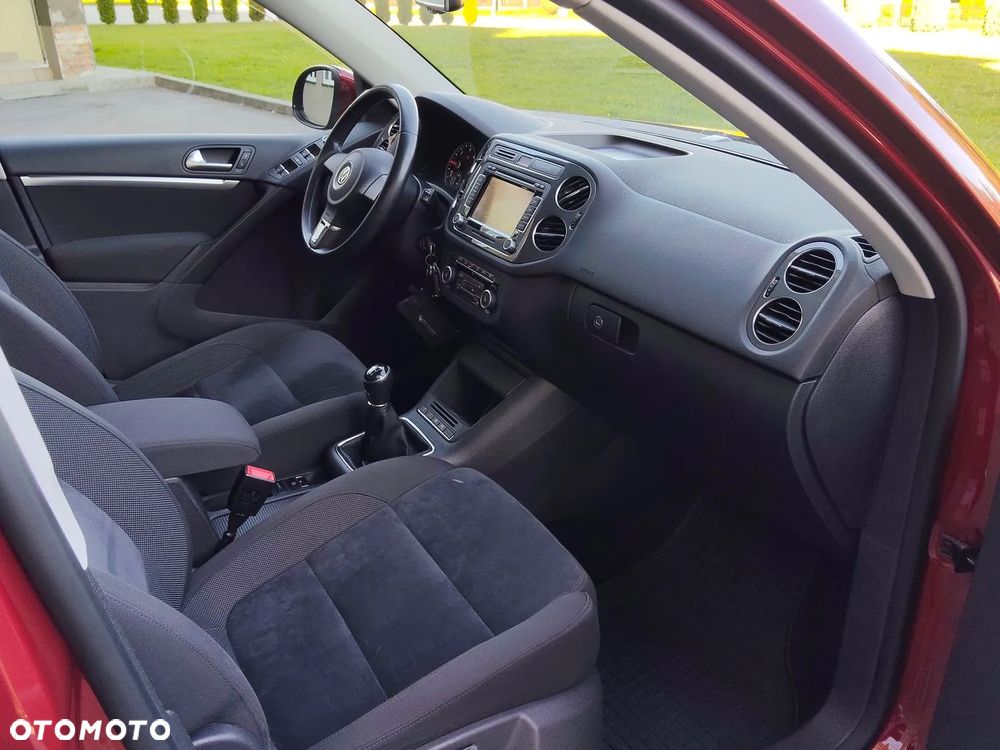 Volkswagen Tiguan 2.0 TDI DPF BlueMotion Technology Freestyle - 32