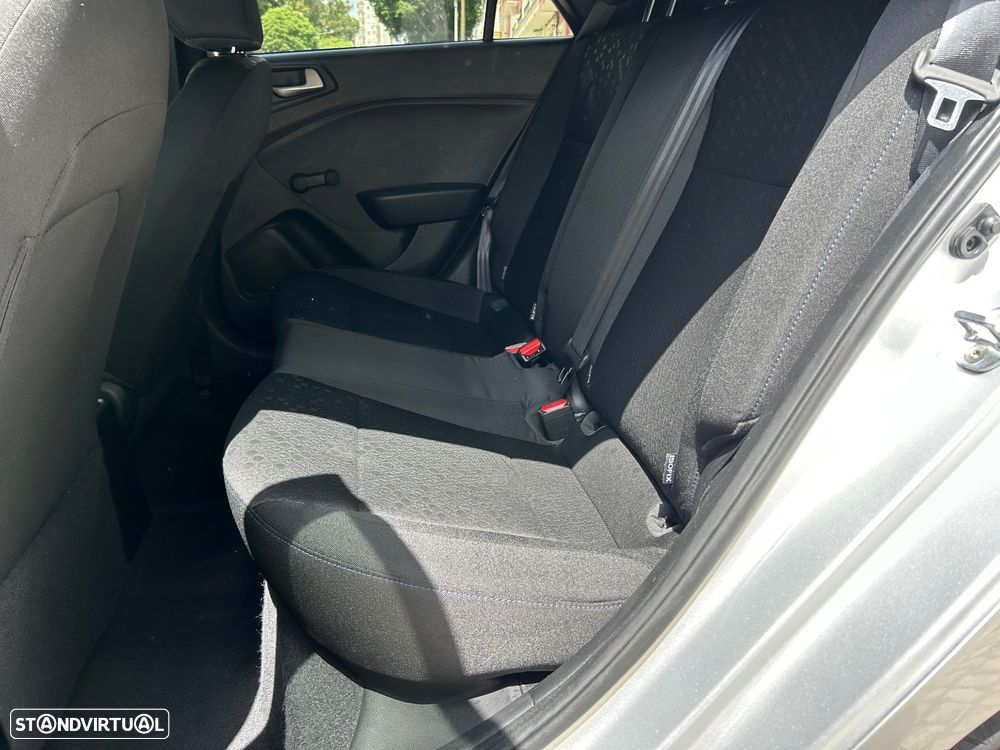 Hyundai i20 1.0 T-GDI Style DCT - 11