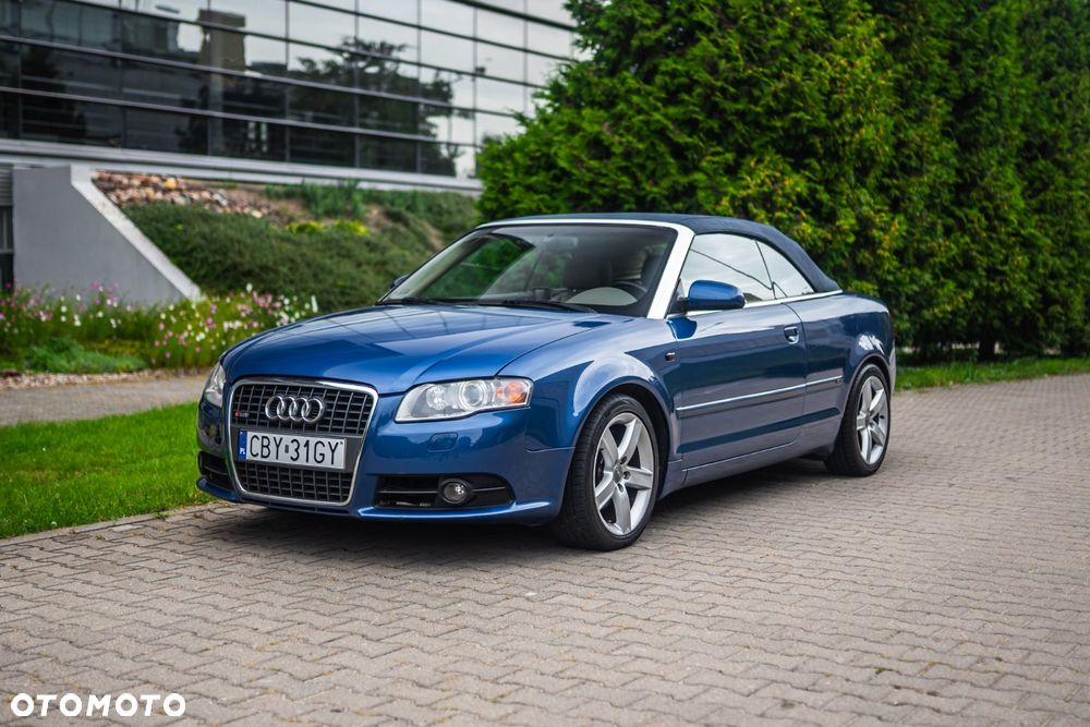 Audi A4 Cabrio - 8