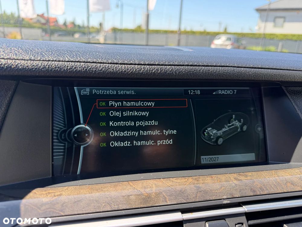 BMW Seria 7 740d xDrive - 17