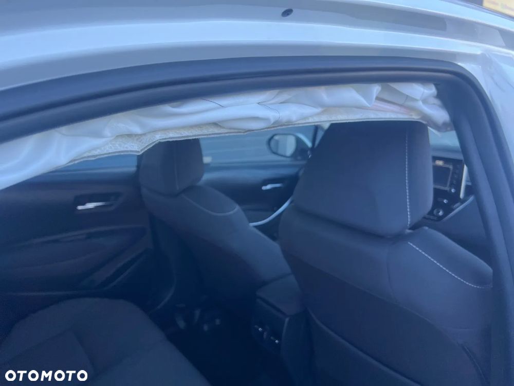 Toyota Corolla 1.6 Comfort - 16