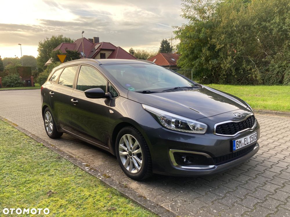 Kia Ceed 1.6 GDI L Business Line - 18
