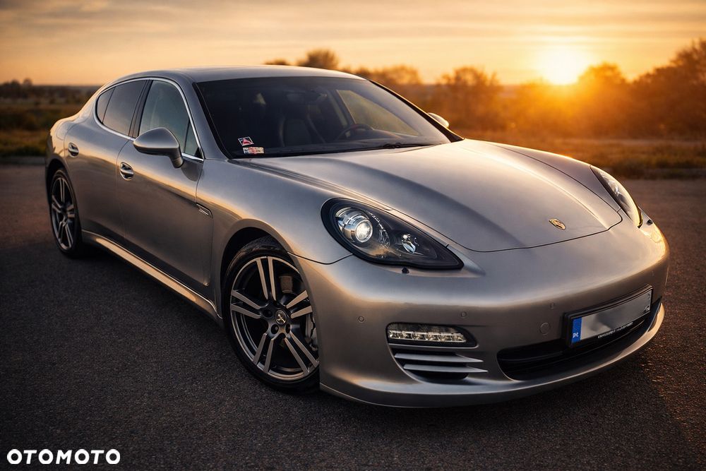 Porsche Panamera 4S - 1