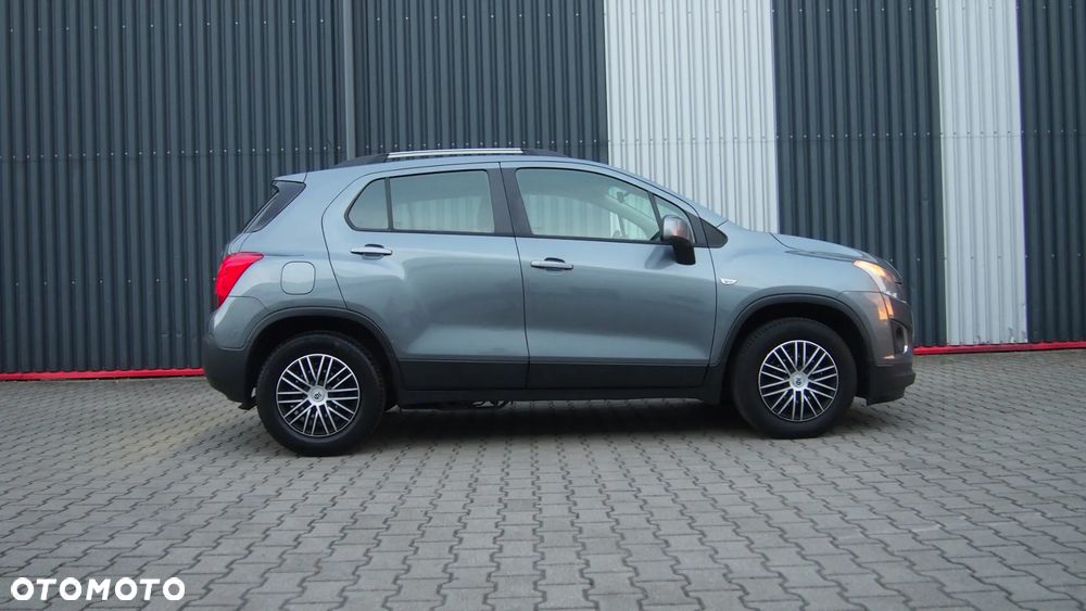 Chevrolet Trax 1.6 LS - 28
