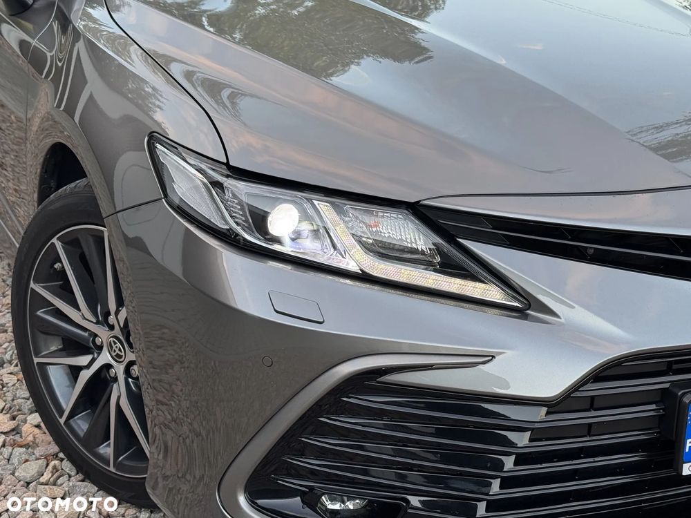 Toyota Camry 2.5 Hybrid Prestige CVT - 17