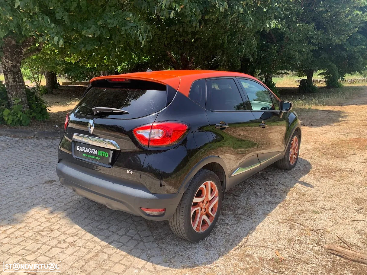 Renault Captur 1.2 TCe Exclusive EDC - 3