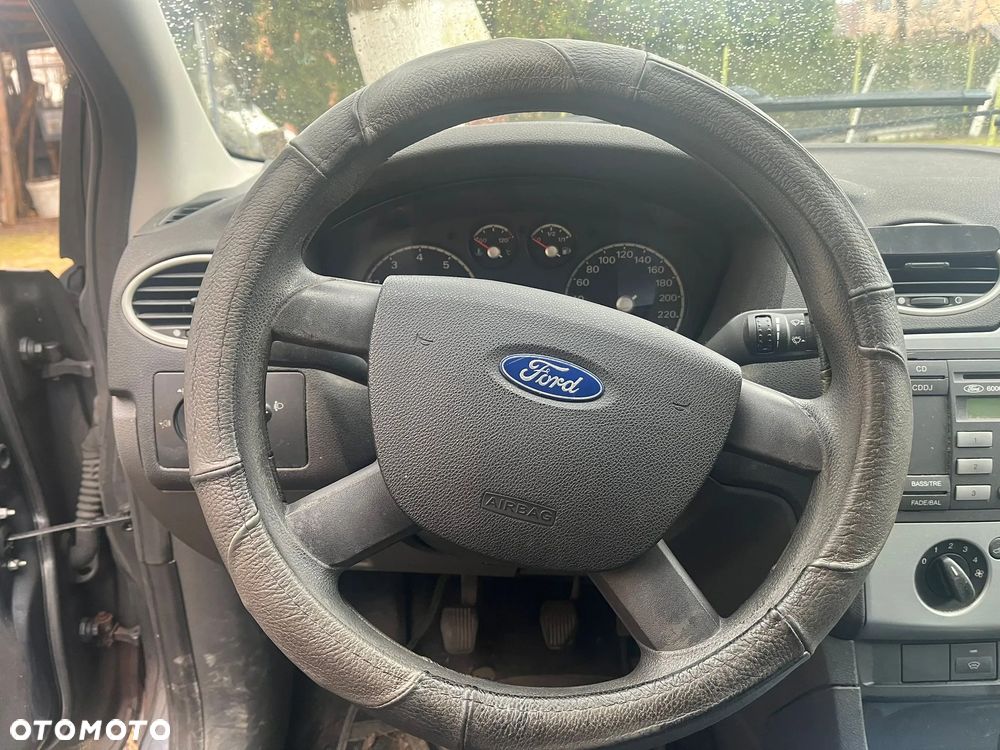 Ford Focus - 9