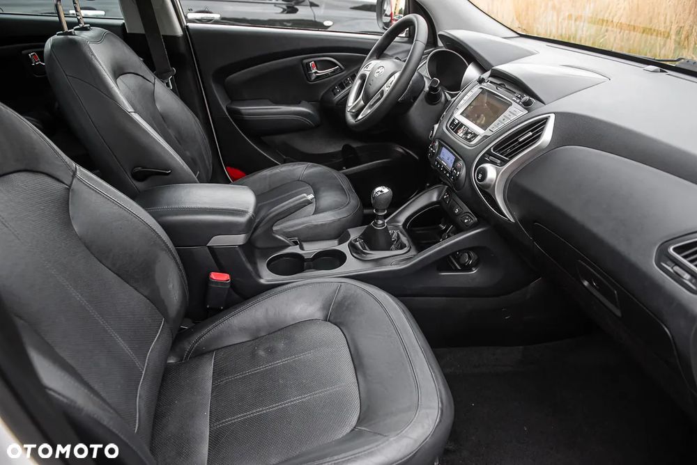 Hyundai ix35 2.0 CRDi Premium 4WD - 32