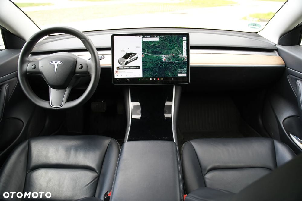 Tesla Model 3 Standard Reichweite Plus Hinterradantrieb - 5