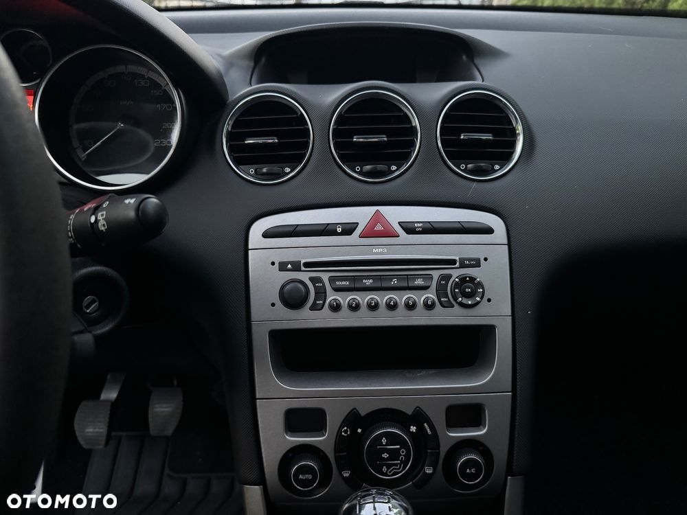 Peugeot 308 150 THP Premium - 9