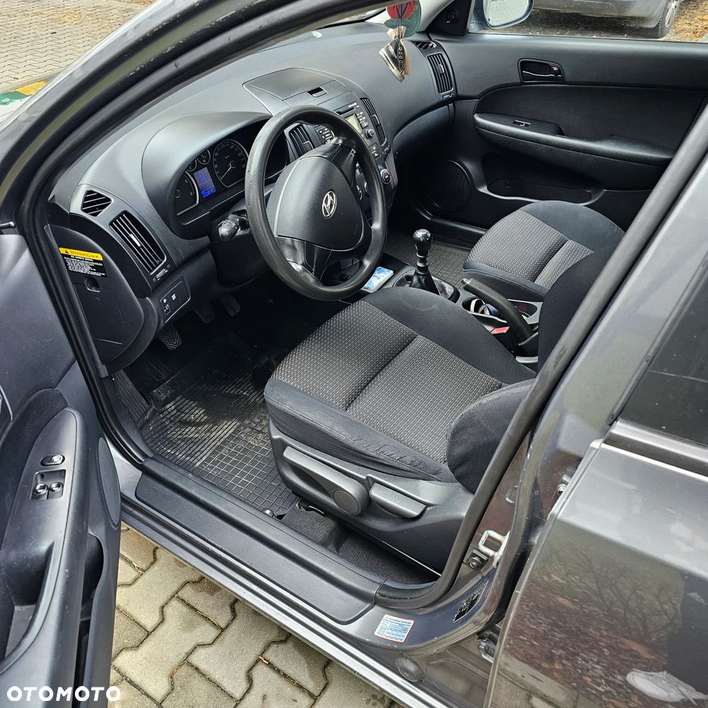 Hyundai i30 1.6 CRDi Base - 8