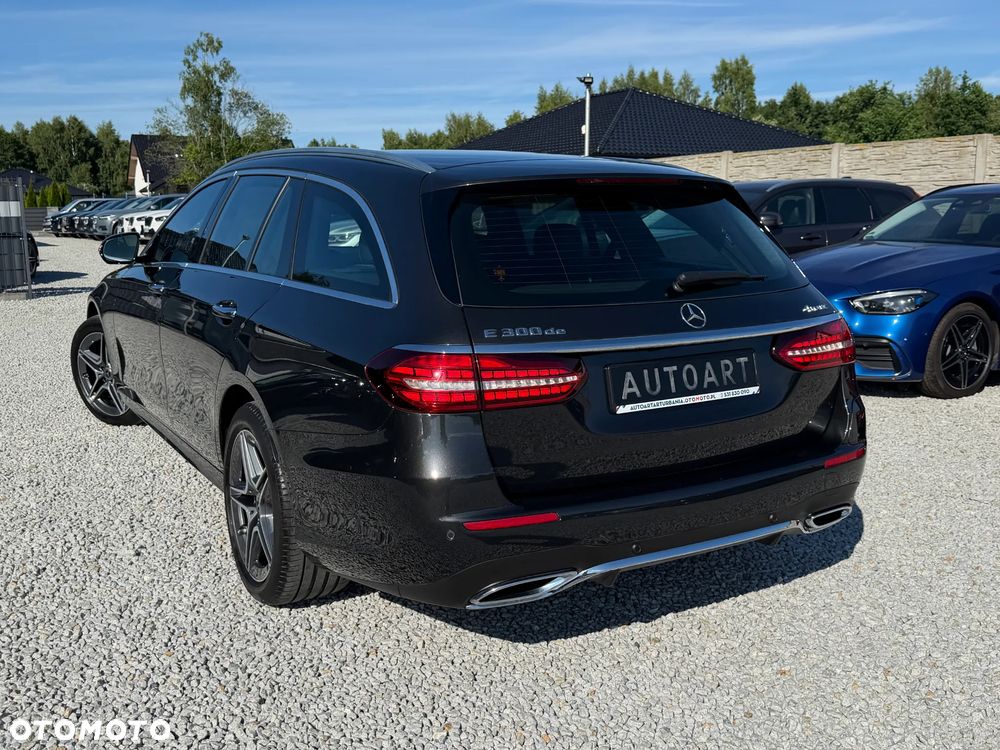 Mercedes-Benz Klasa E 300 de PHEV 4-Matic AMG 9G-Tronic - 12