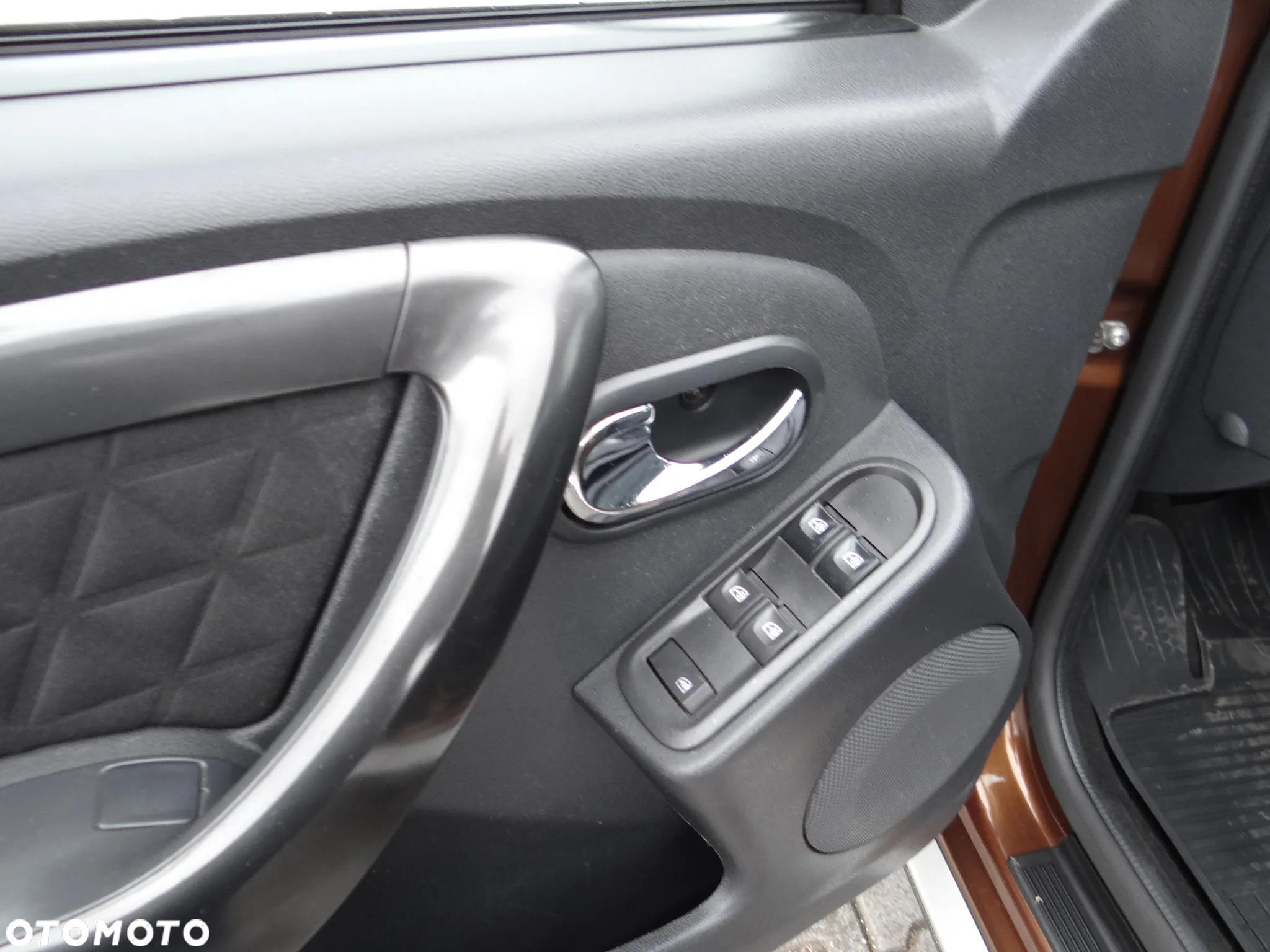 Dacia Duster - 11