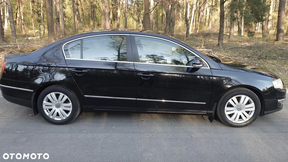 Volkswagen Passat 2.0 TDI DPF Highline - 2
