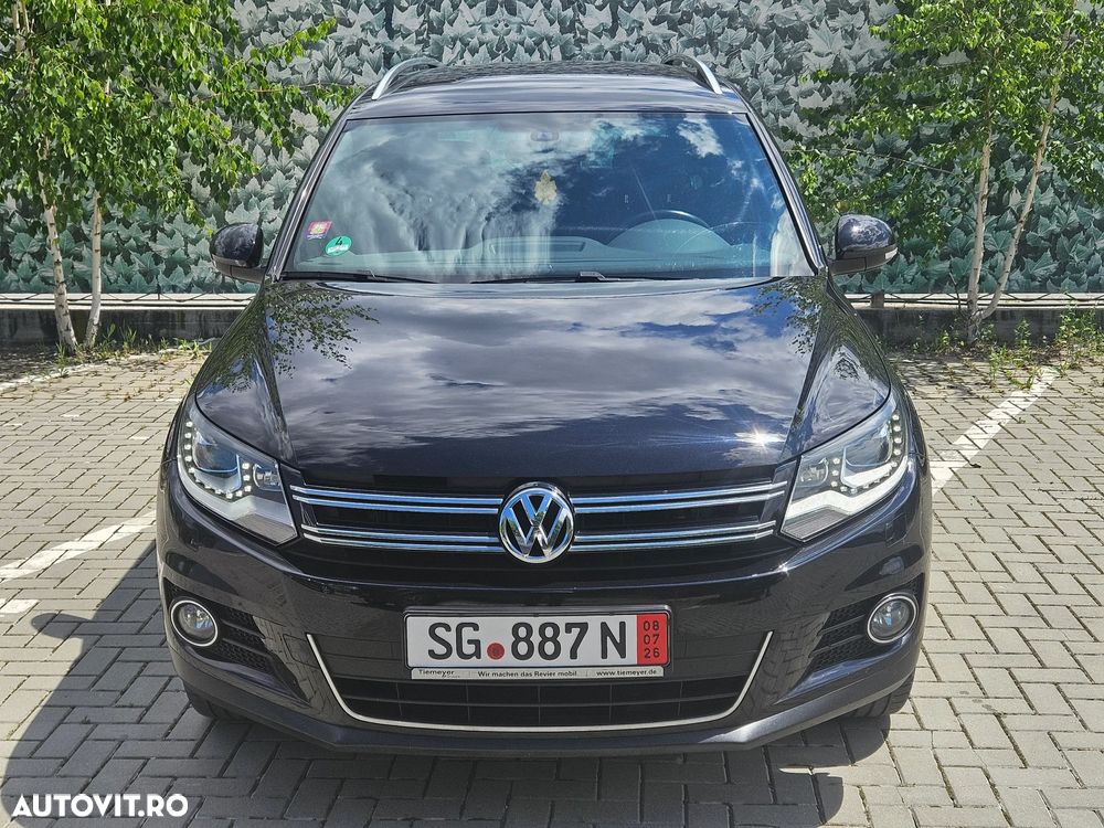 Volkswagen Tiguan 2.0 TDI DPF 4Motion BlueMotion Technology Lounge Sport & Style - 10