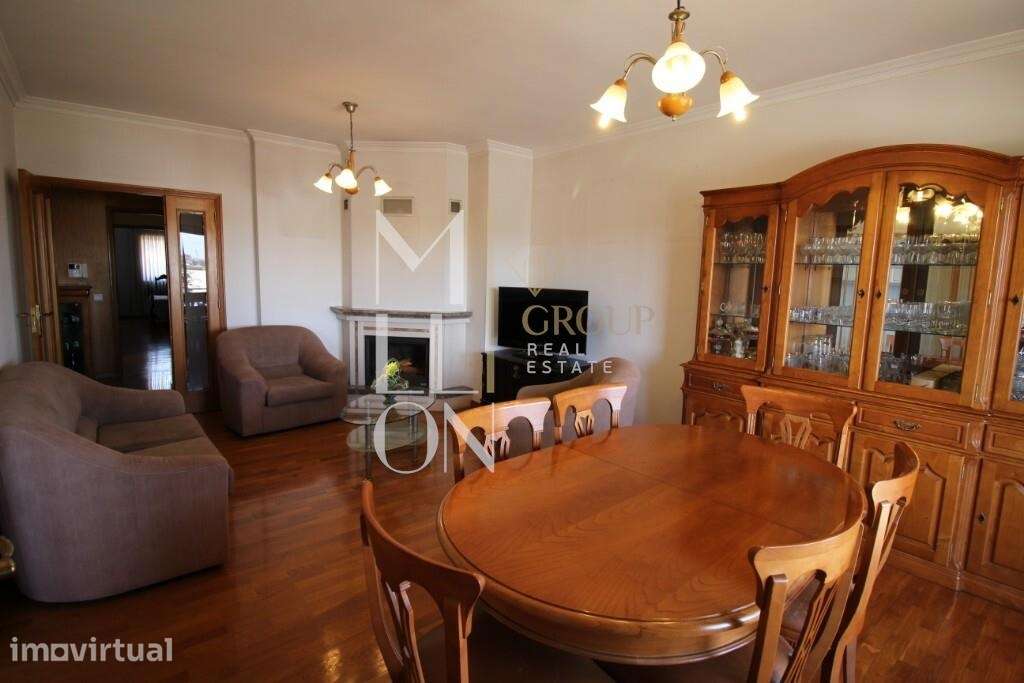 Apartamento T2 com Garagem Box – Cidade da Maia - Grande imagem: 3/27