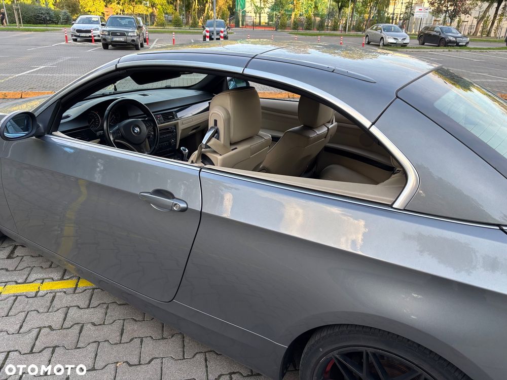 BMW Seria 3 320i - 9