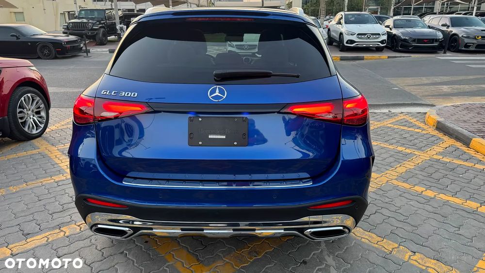 Mercedes-Benz GLC 300 4Matic 9G-TRONIC - 3