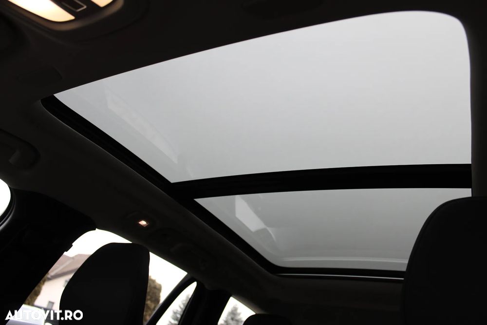 Volvo V60 B4 B DKG Plus Dark - 13