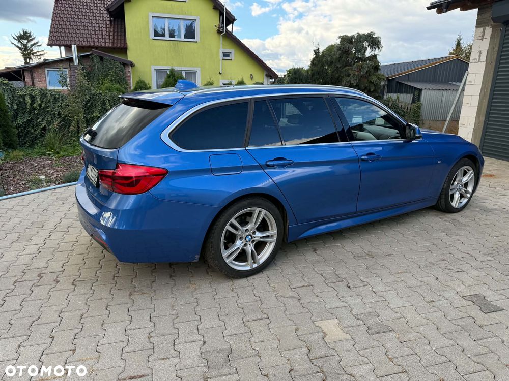 BMW Seria 3 320d M Sport - 4