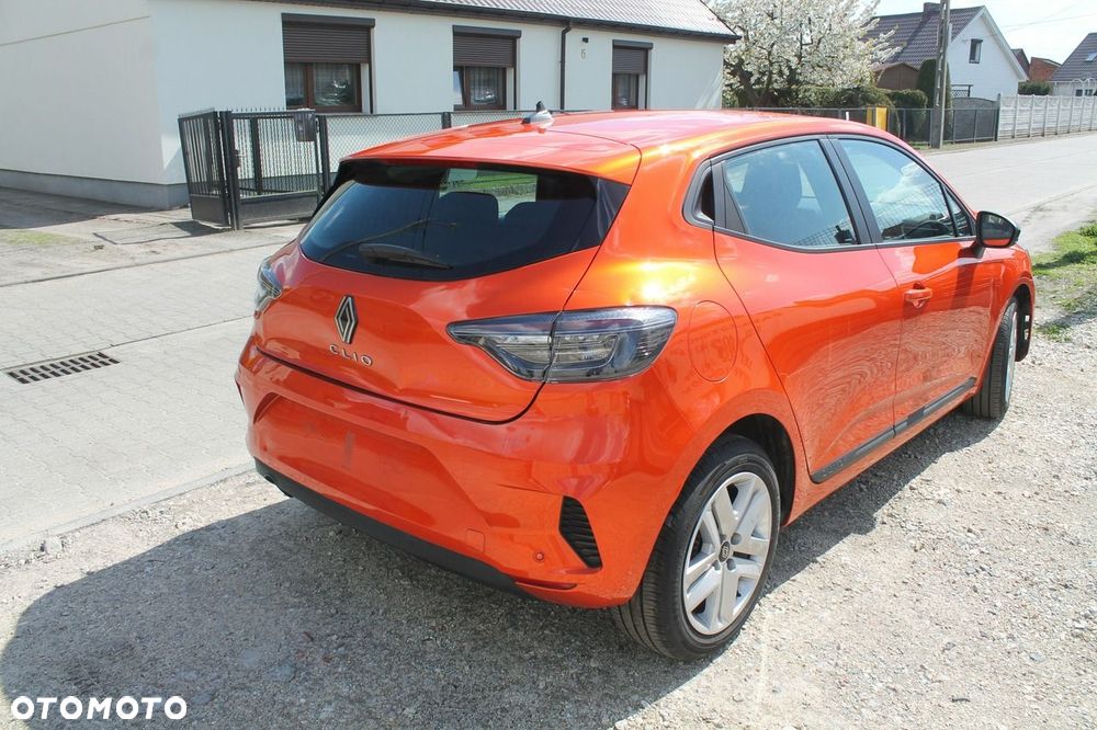 Renault Clio - 5