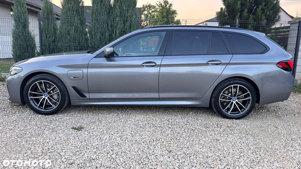 BMW Seria 5 530e xDrive M Sport sport - 40
