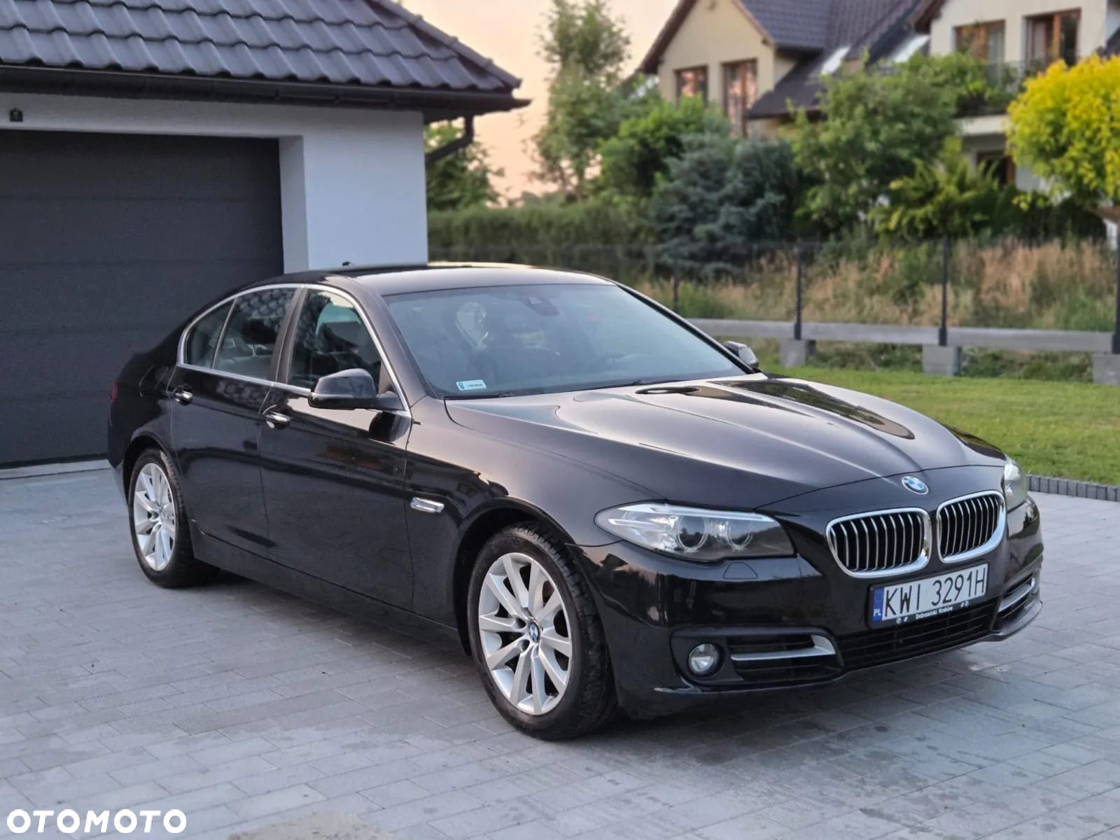 BMW Seria 5 525d xDrive - 3