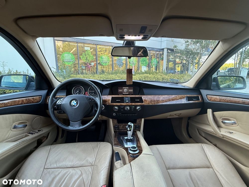 BMW Seria 5 - 16