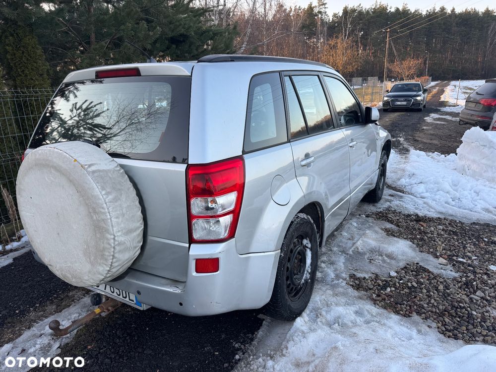 Suzuki Grand Vitara 1.9 DDiS Comfort DPF Limited - 5