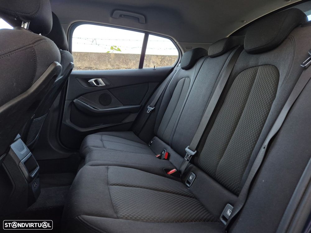 BMW 116 d EDynamics Advantage - 11